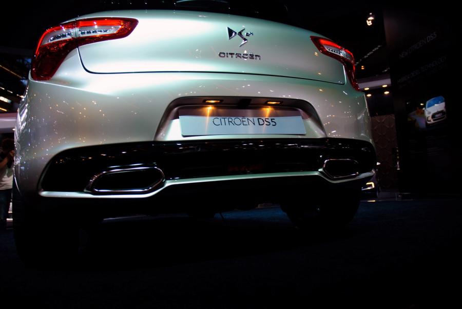  Citroen DS5 2012 года  (фото 136 из 182)